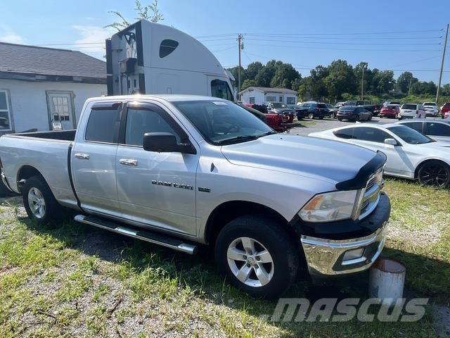 RAM 1500 شاحنات خفيفة/مفصلية الجوانب