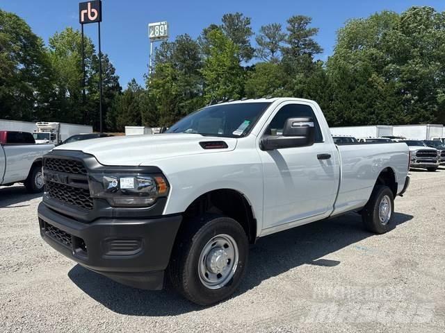 RAM 2500 أخرى