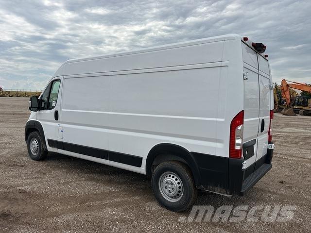 RAM 2500 شاحنات ذات هيكل صندوقي