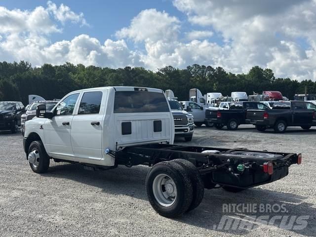RAM 3500 كابينة والداخلية