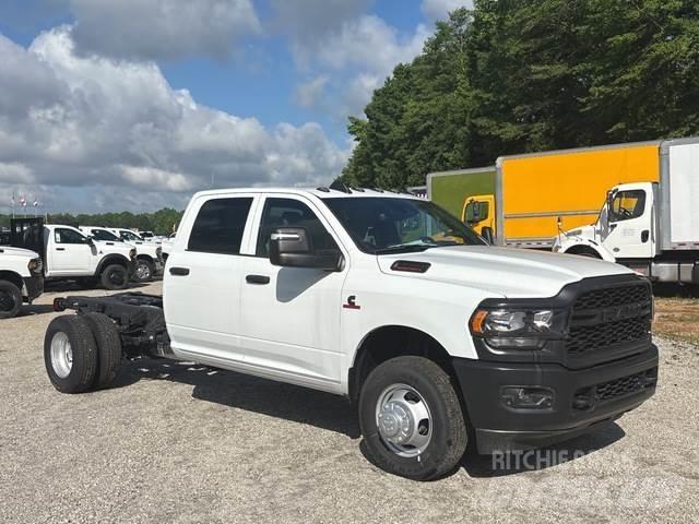 RAM 3500 كابينة والداخلية