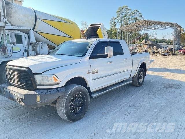 RAM 3500 شاحنات خفيفة/مفصلية الجوانب