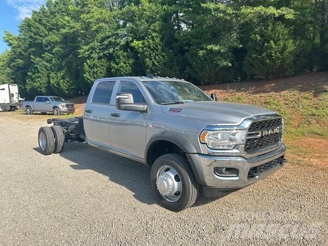 RAM 4500 كابينة والداخلية