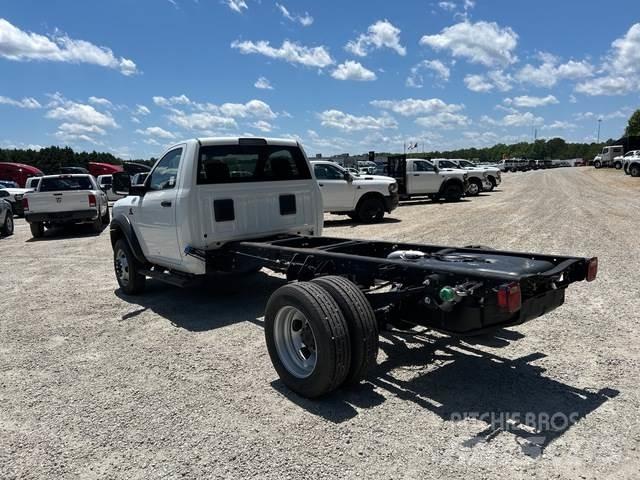 RAM 5500 كابينة والداخلية