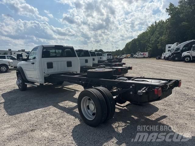 RAM 5500 كابينة والداخلية