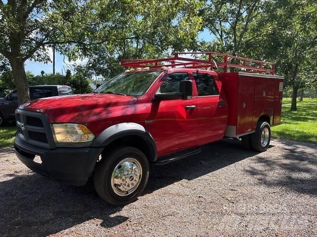 RAM 5500 شاحنات خفيفة/مفصلية الجوانب