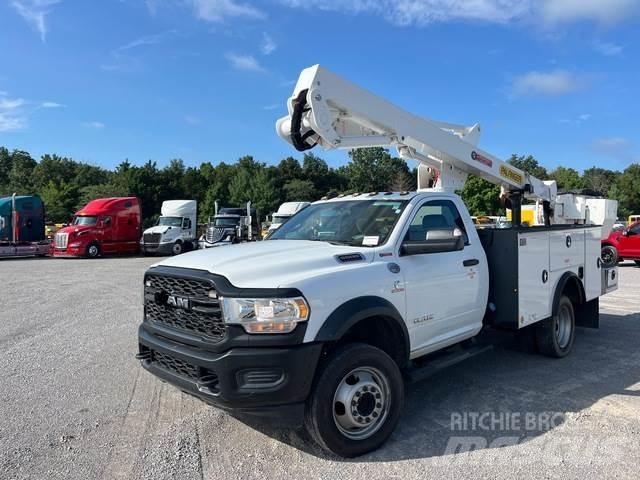 RAM 5500 المنصات الهوائية المثبتة على شاحنة