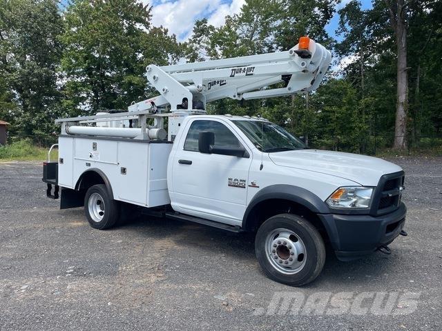 RAM 5500 المنصات الهوائية المثبتة على شاحنة