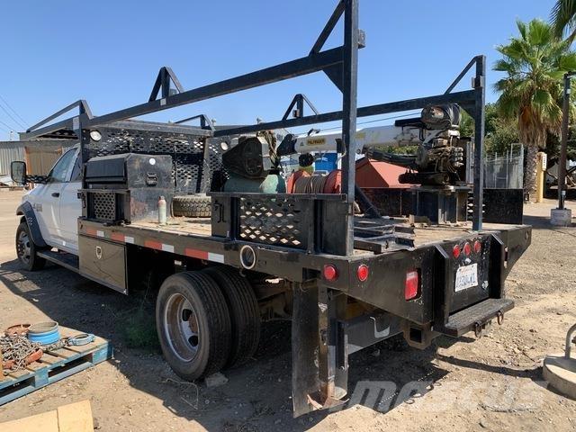 RAM 5500 شاحنات الرافعات
