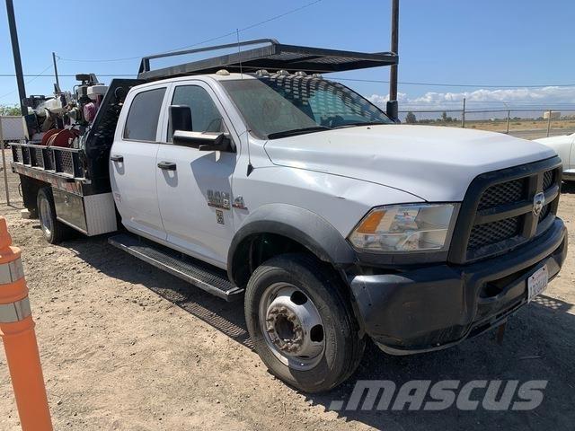 RAM 5500 شاحنات الرافعات