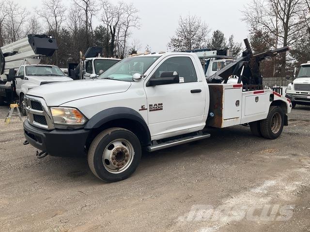 RAM 5500 مركبات إصلاح الأعطال
