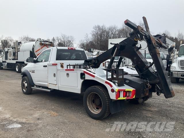RAM 5500 مركبات إصلاح الأعطال