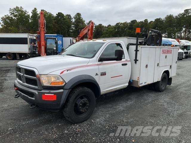 RAM 5500 شاحنات خفيفة/مفصلية الجوانب