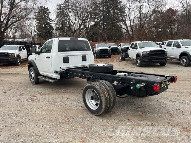 RAM 5500 كابينة والداخلية