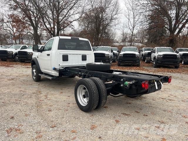 RAM 5500 كابينة والداخلية