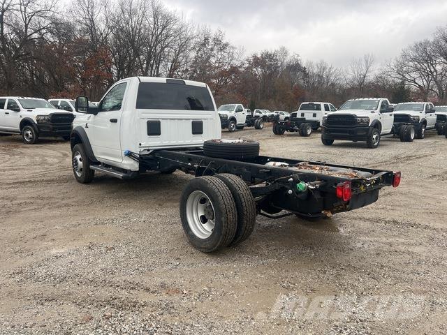 RAM 5500 كابينة والداخلية