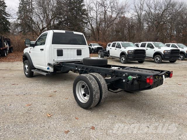 RAM 5500 كابينة والداخلية