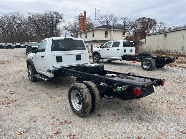 RAM 5500 كابينة والداخلية