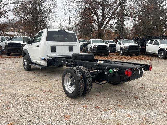 RAM 5500 كابينة والداخلية