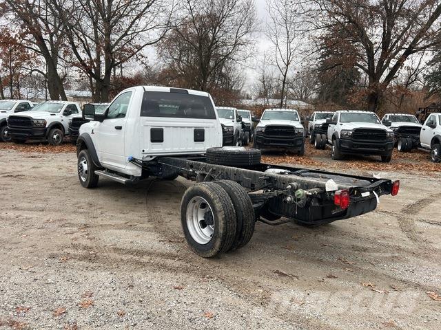 RAM 5500 كابينة والداخلية