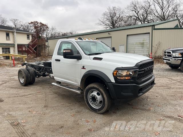 RAM 5500 كابينة والداخلية