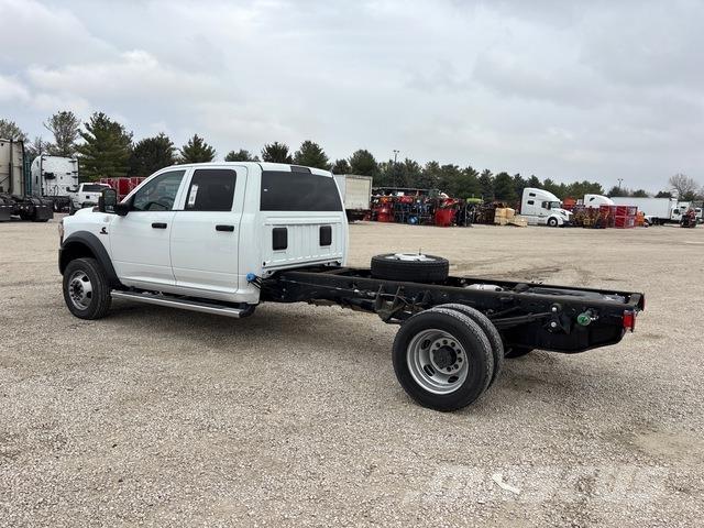 RAM 5500 كابينة والداخلية