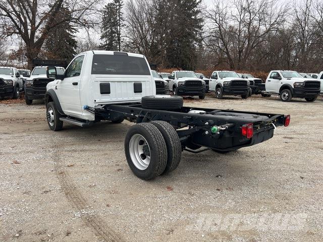 RAM 5500 كابينة والداخلية