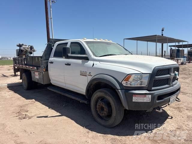 RAM 5500HD شاحنات مسطحة/مفصلية الجوانب