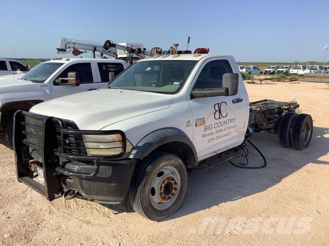RAM 5500HD كابينة والداخلية