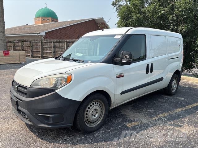 RAM Promaster شاحنة مقفلة