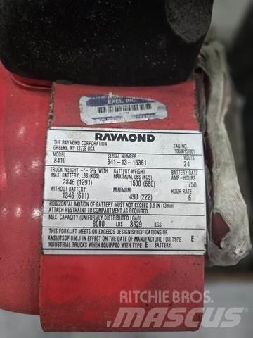 Raymond 8410 شاحنة يدوية بمنصة نقالة