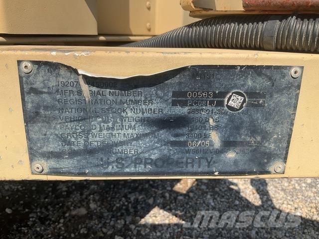  Raytheon M1101 مقطورات أخرى