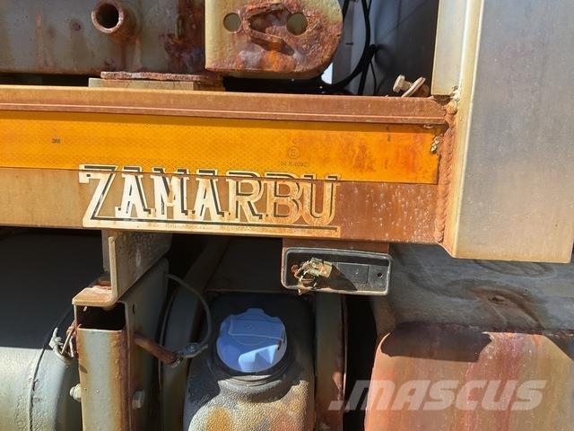 Renault Kerax حراثات ونصول الجليد