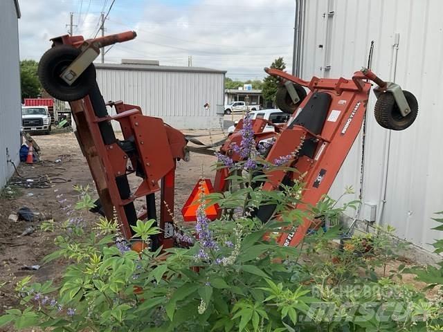 Rhino TX165A جزازات وأغطية المراعي