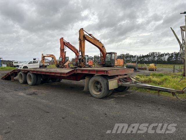 Roadrunner  مقطوروات مسطحة/مفصلية الجوانب
