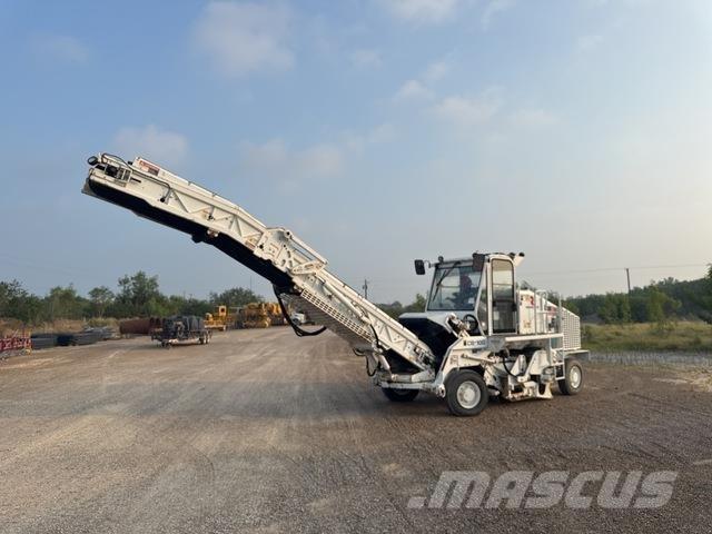 Roadtec CB-100 ملحقات ماكينات الأسفلت