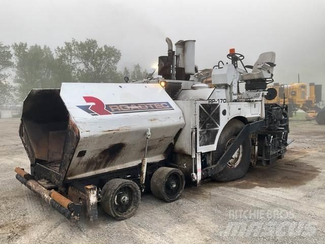Roadtec RP-170 معدات السفلتة