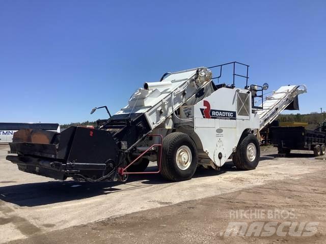 Roadtec SB2500 عربات نقل المواد
