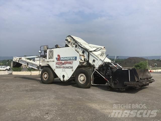 Roadtec SB2500 عربات نقل المواد