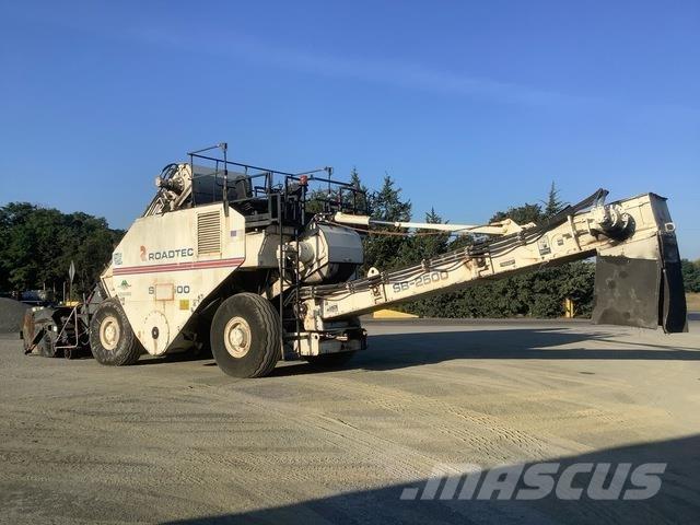 Roadtec SB2500 عربات نقل المواد
