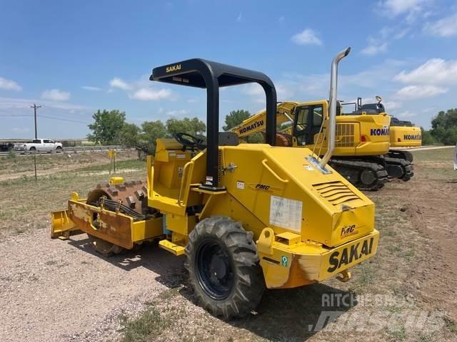 Sakai SV204T مداحل أحادية الأسطوانة