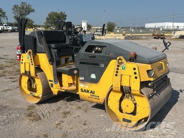 Sakai SW504 مداحل ثنائية الاسطوانة