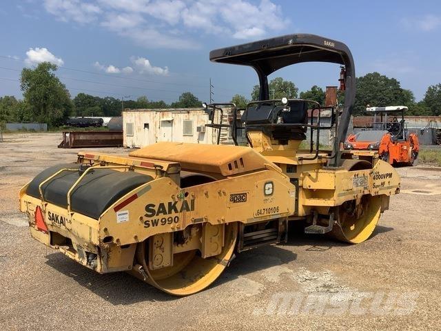 Sakai SW990 مداحل ثنائية الاسطوانة
