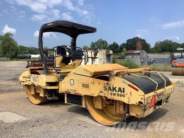 Sakai SW990 مداحل ثنائية الاسطوانة