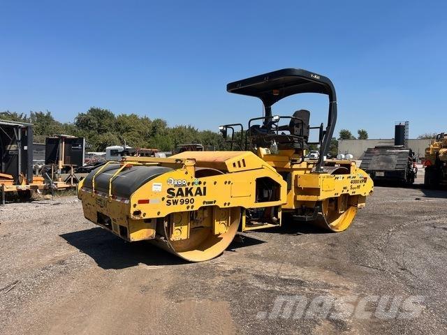 Sakai SW990 مداحل ثنائية الاسطوانة