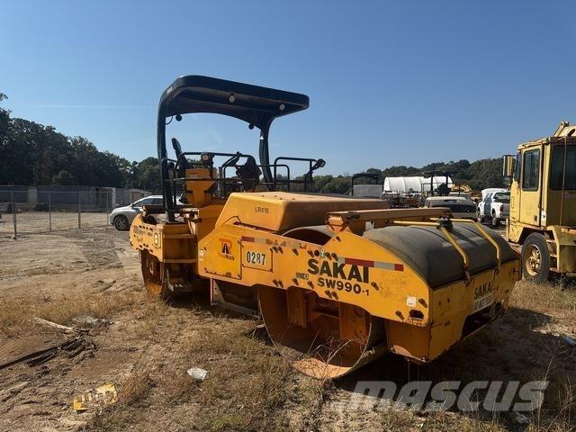 Sakai SW990-1 مداحل ثنائية الاسطوانة