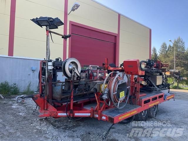 Sandvik DE140i معدات الثقب السطحي