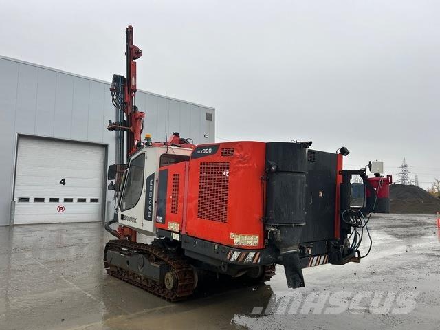 Sandvik DX800 معدات الثقب السطحي