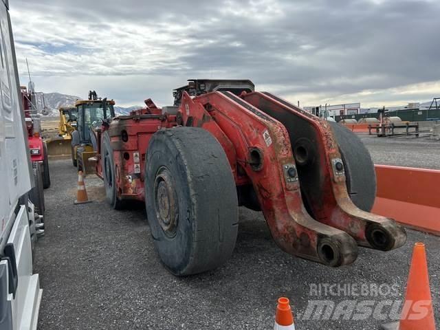 Sandvik LH410 لوادر للعمل تحت سطح الأرض