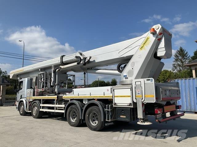 Scania P410LB المنصات الهوائية المثبتة على شاحنة